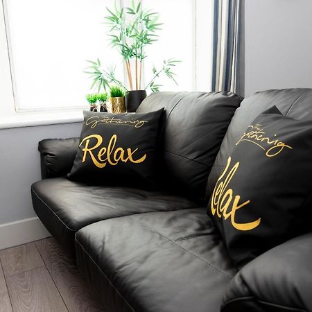 Wrexham Central Stay - Apartment Six 외부 사진