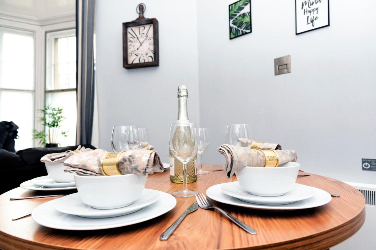 Wrexham Central Stay - Apartment Six 외부 사진