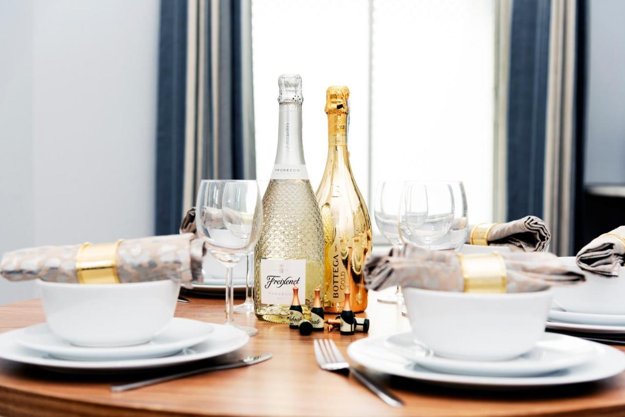 Wrexham Central Stay - Apartment Six 외부 사진